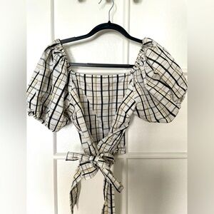 LEVIS - Plaid Short Sleeve Top with fabric tie - Size S